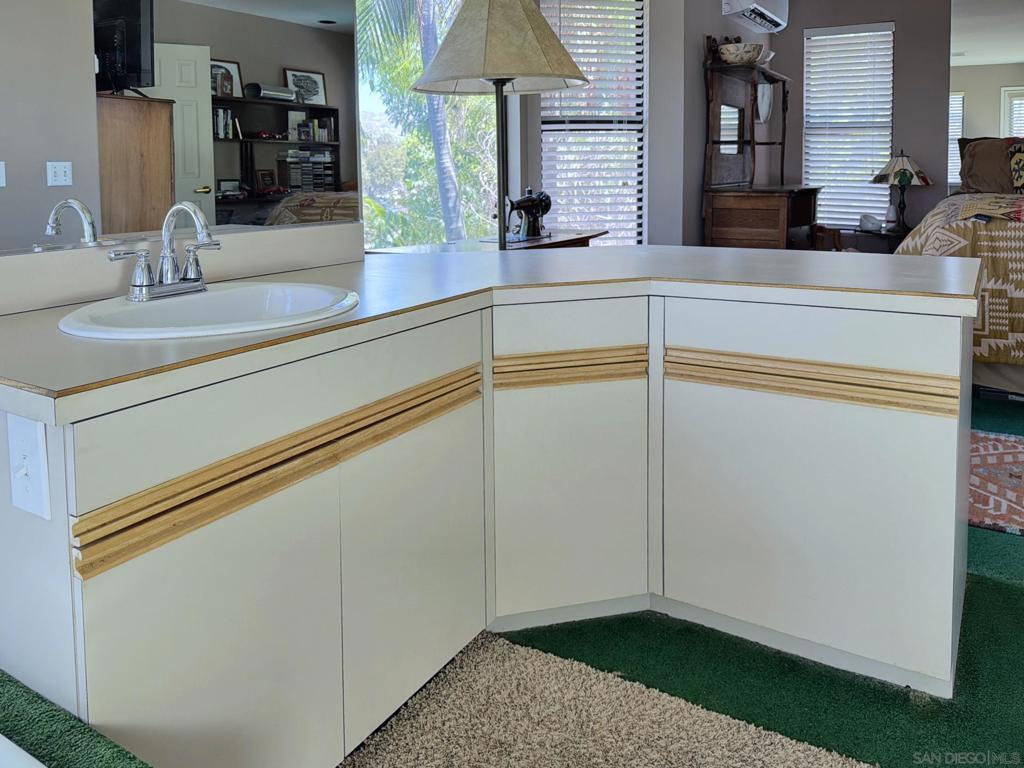 1090 Ellen Lane Property Photo 22