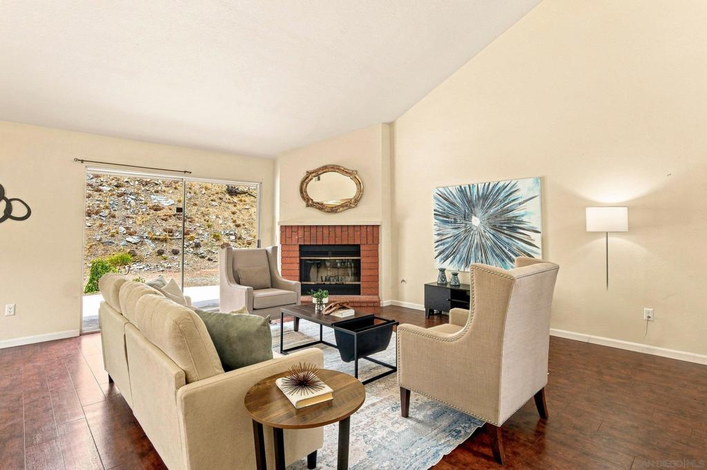 11782 Calle Albara Property Photo 7