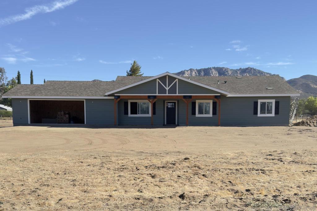 49670 Chickasaw Ct Property Photo 1