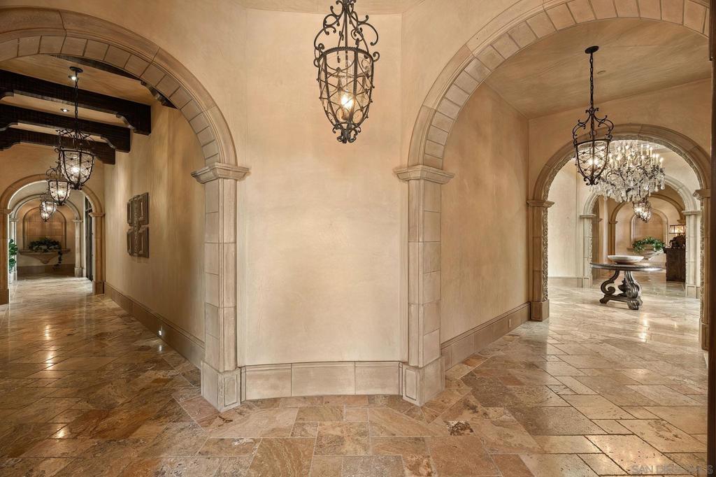 8619 Via Rancho Cielo Property Photo 25