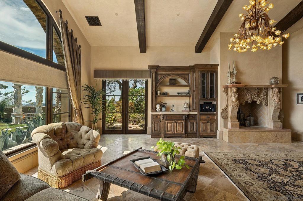 8619 Via Rancho Cielo Property Photo 34