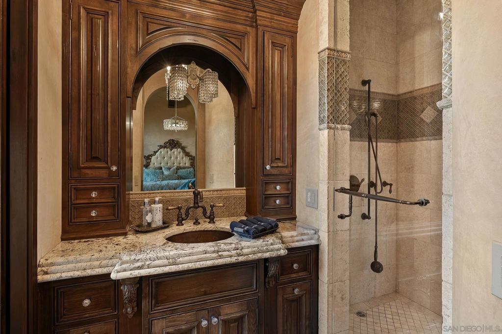 8619 Via Rancho Cielo Property Photo 44