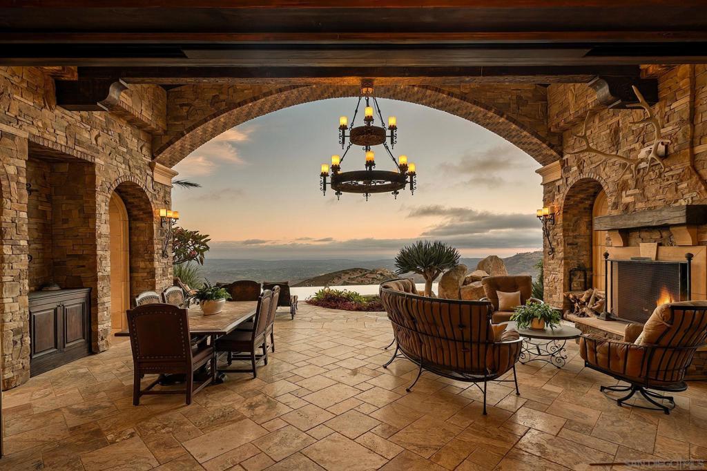 8619 Via Rancho Cielo Property Photo 47