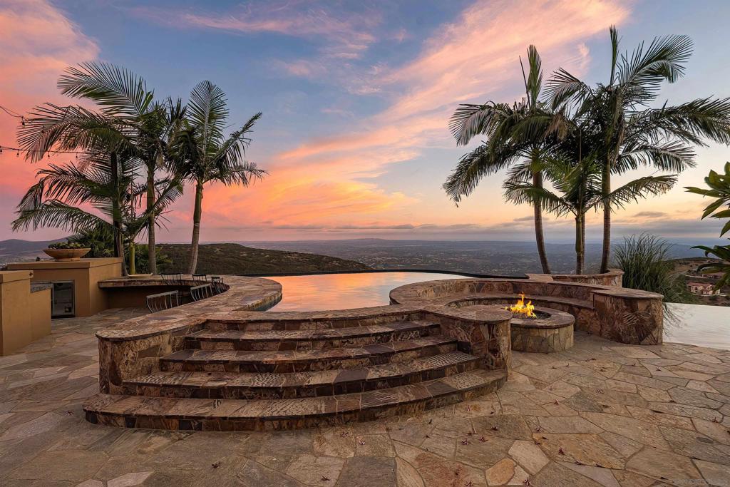 8619 Via Rancho Cielo Property Photo 48