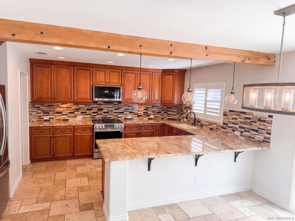 5105 Mendip Property Photo 10