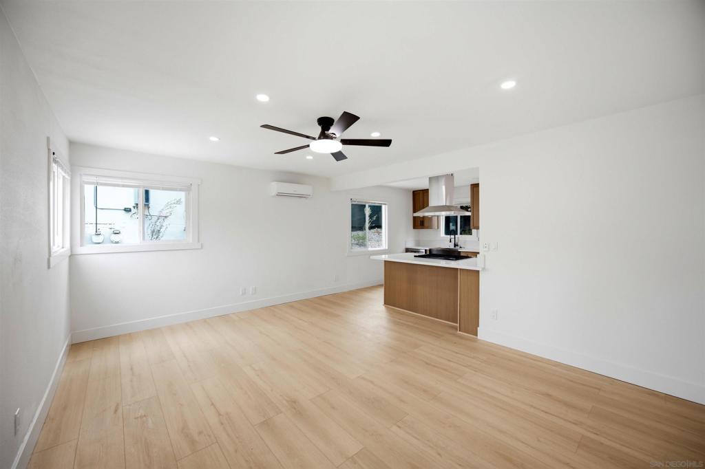 4527 49 Olney St Property Photo 32