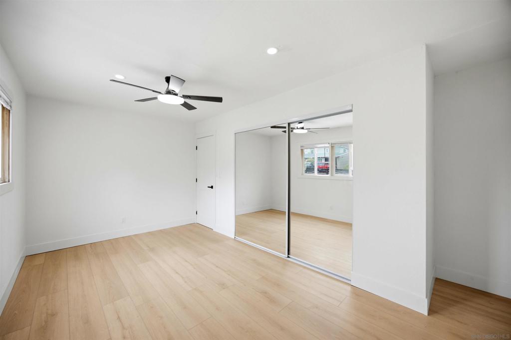 4527 49 Olney St Property Photo 35