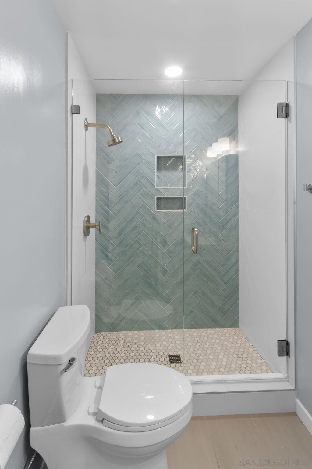 500 E Property Photo 13