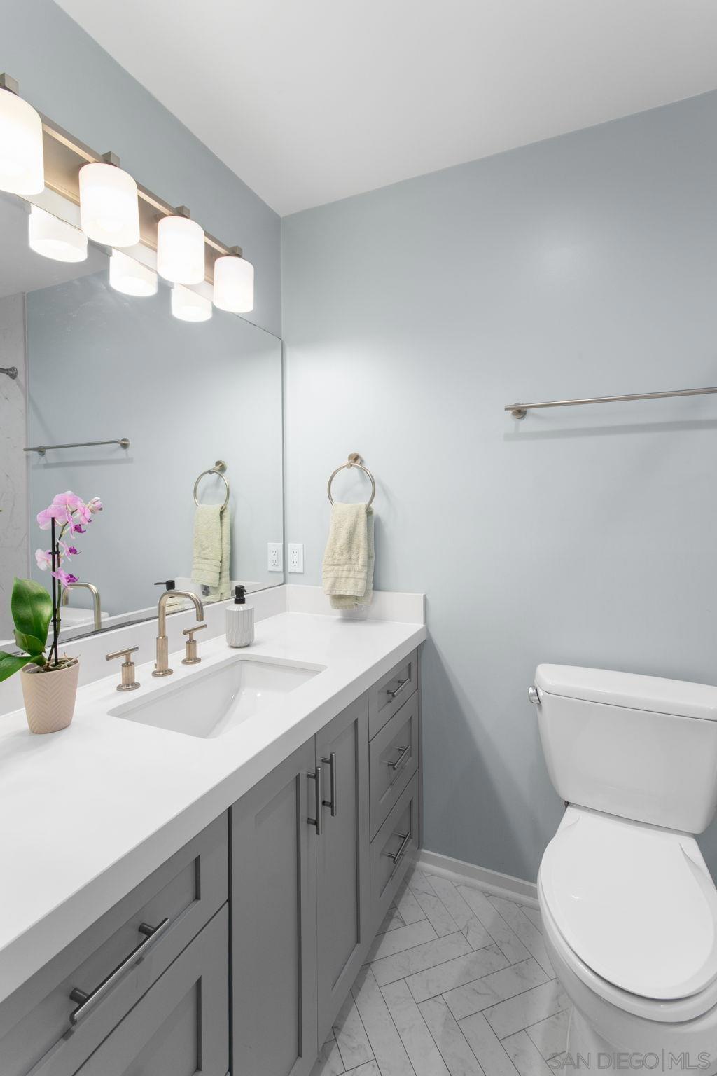 500 E Property Photo 14