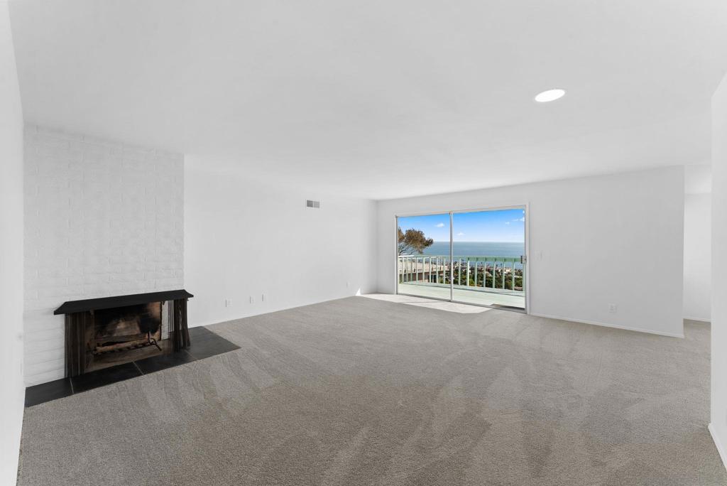 5995 La Jolla Corona Property Photo 4