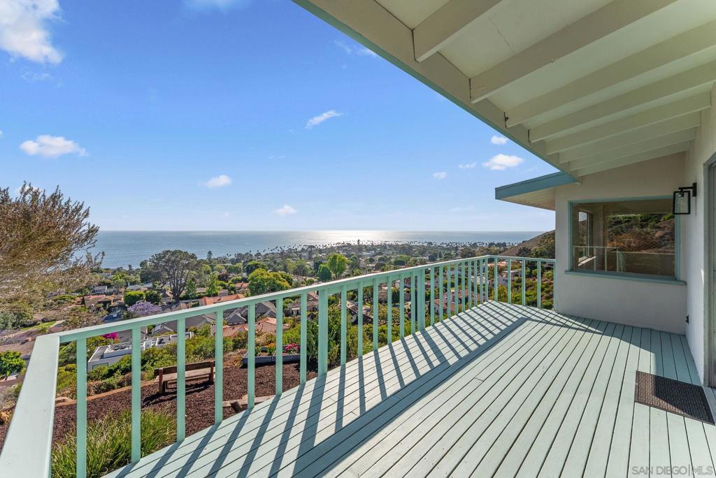 5995 La Jolla Corona Property Photo 10