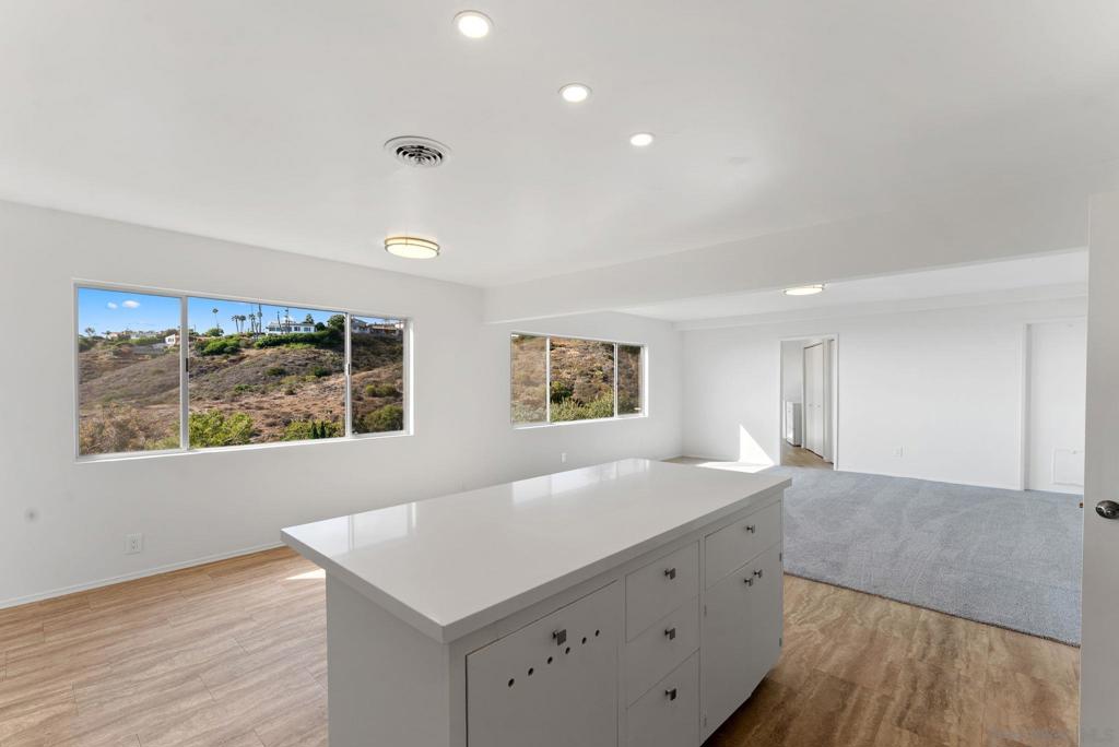 5995 La Jolla Corona Property Photo 13