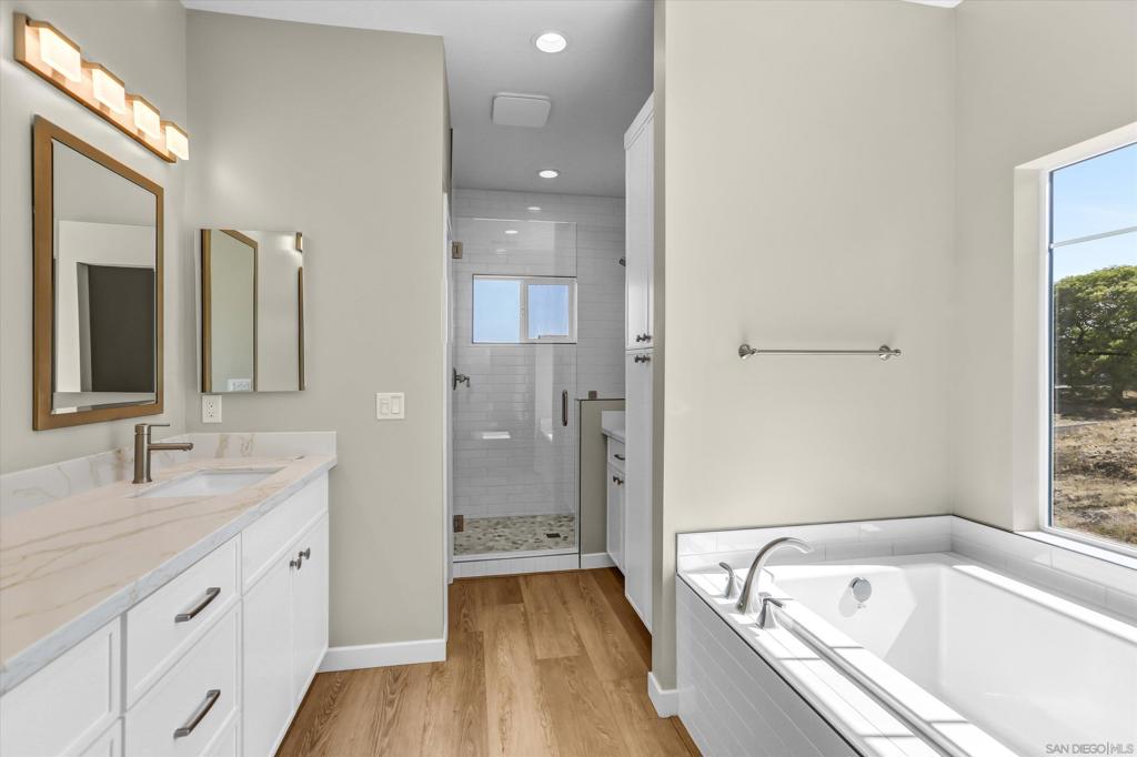 3900 Rojo Tierra Rd Property Photo 13
