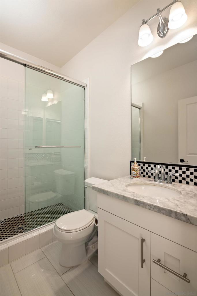 809 Sandy Court Property Photo 27