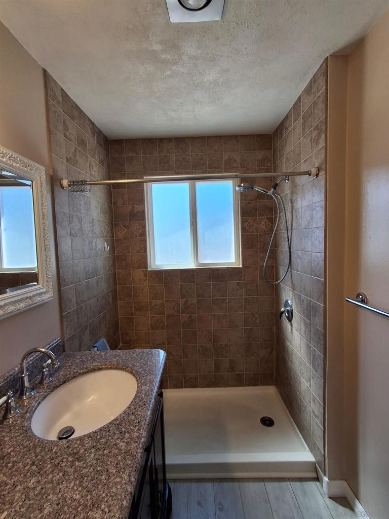 1666 Harvard St Property Photo 12