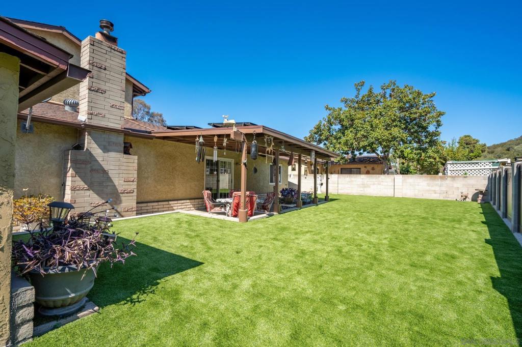 4621 Chateau Drive Property Photo 30