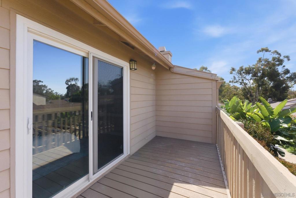 9917 Aviary Property Photo 15