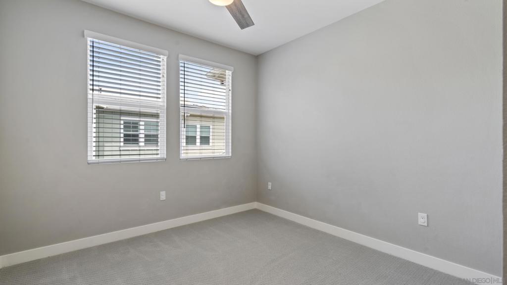 1103 Plumeria Way Property Photo 5