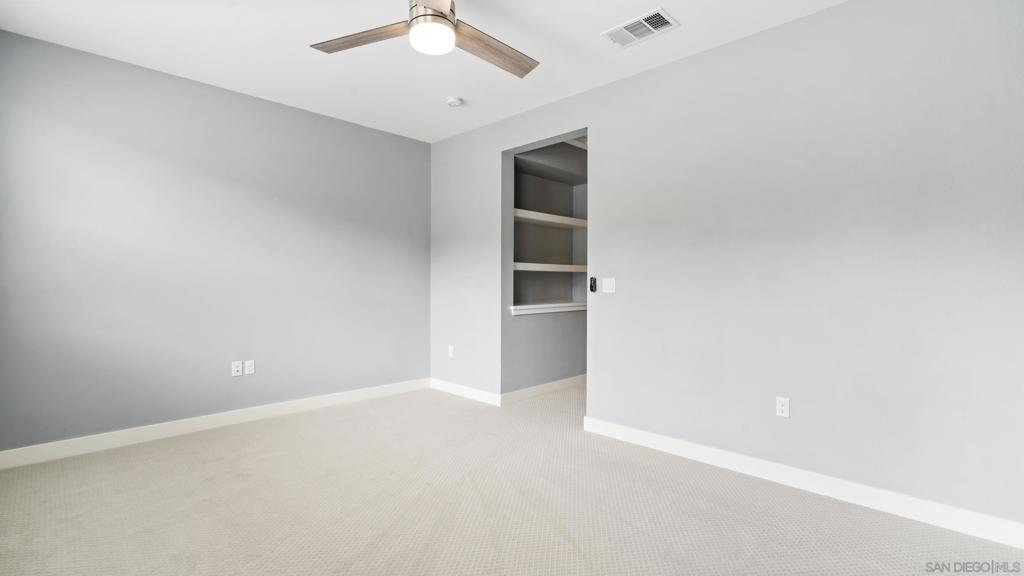 1103 Plumeria Way Property Photo 6
