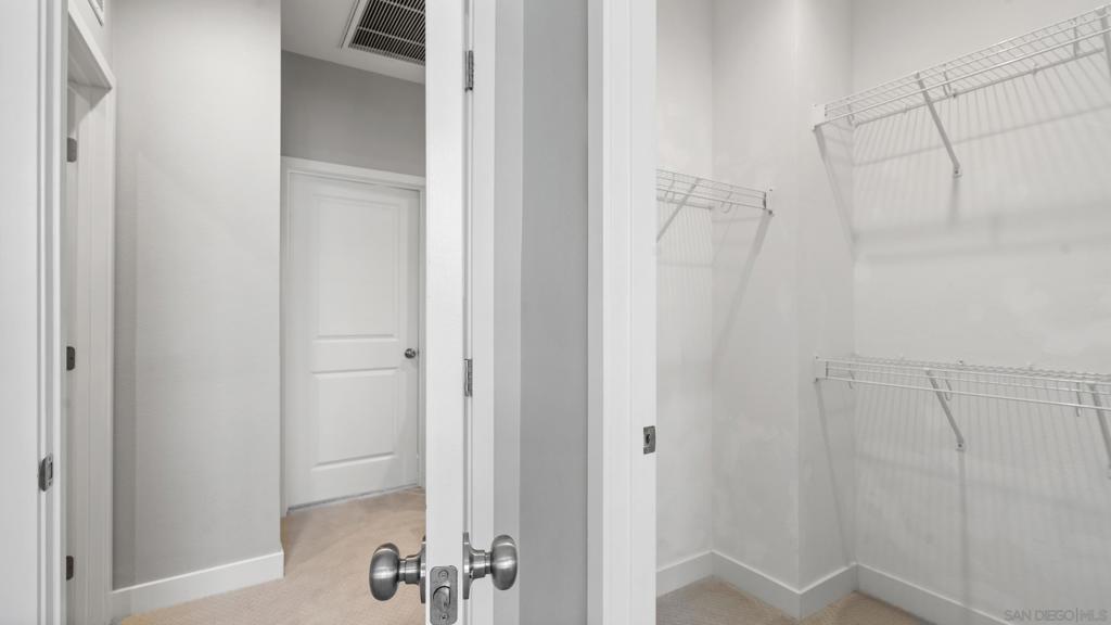 1103 Plumeria Way Property Photo 13