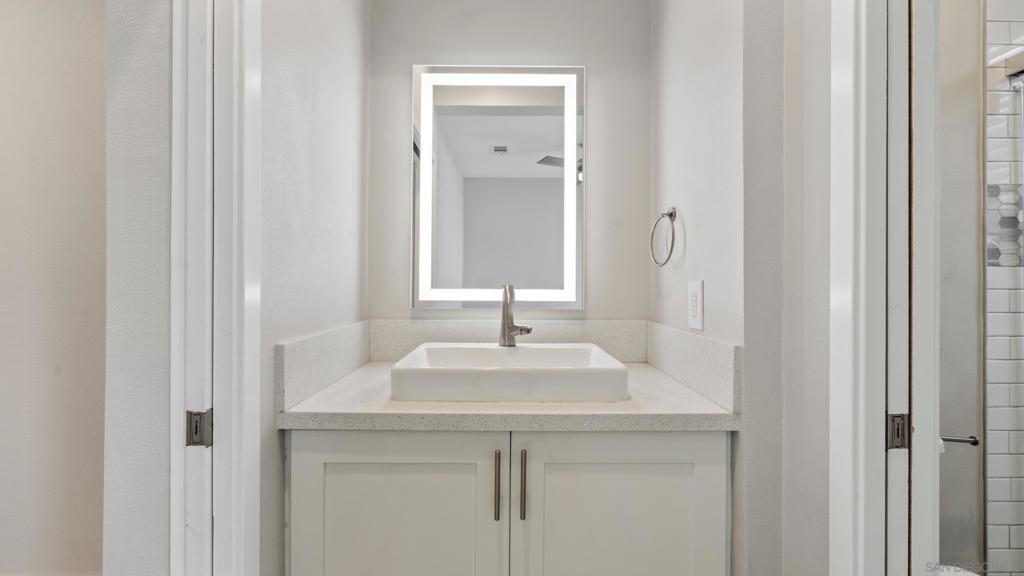 1103 Plumeria Way Property Photo 17