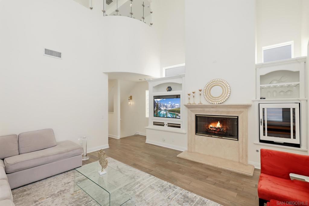 206 2nd Property Photo 14