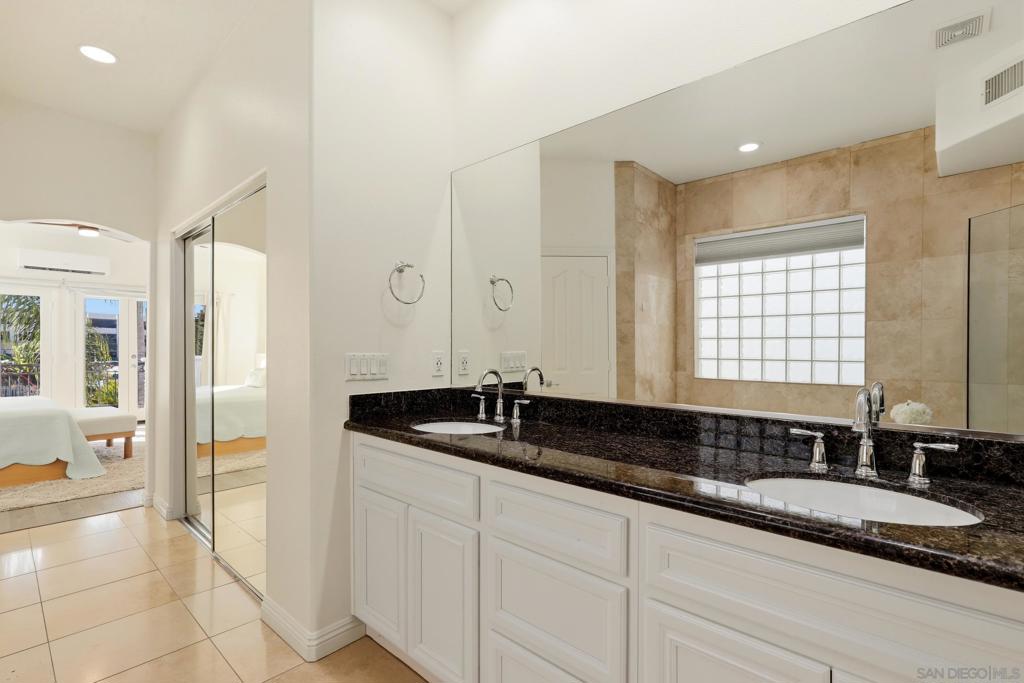 206 2nd Property Photo 27