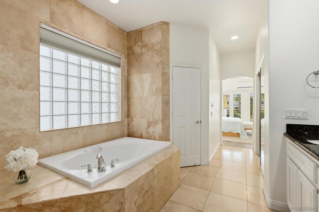 206 2nd Property Photo 29