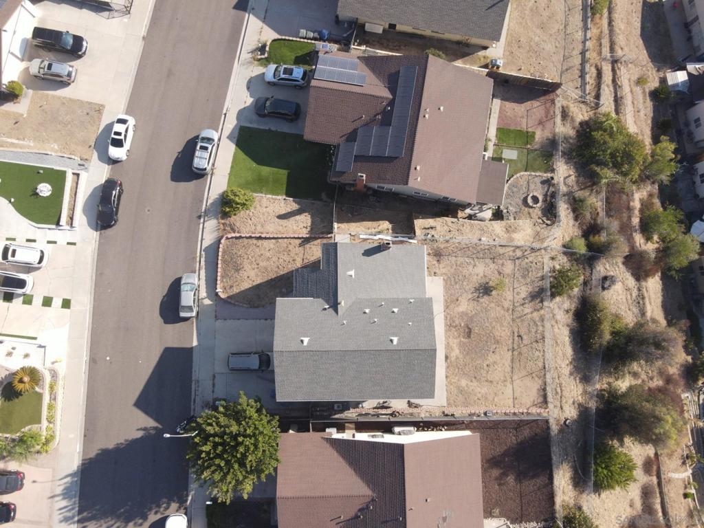 1660 Lomacita Terrace Property Photo 3