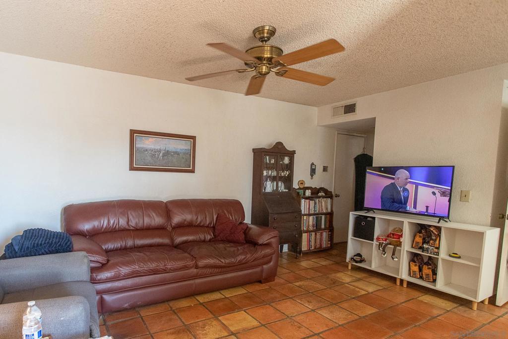 1660 Lomacita Terrace Property Photo 14