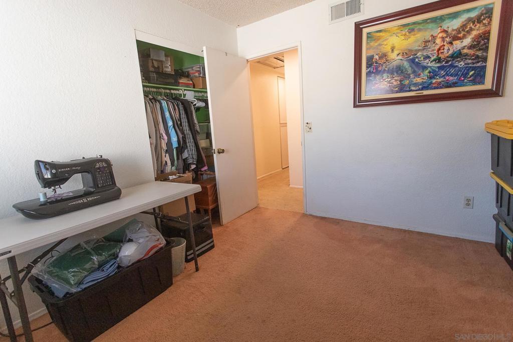 1660 Lomacita Terrace Property Photo 27