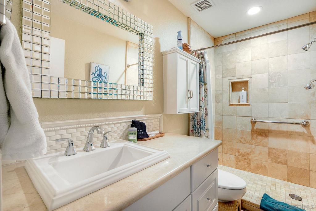 2037 Countrywood Way Property Photo 23