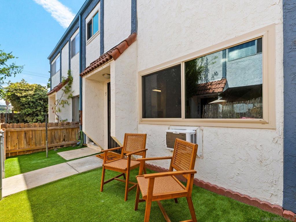 8132 Winter Gardens Blvd 5 Property Photo 6