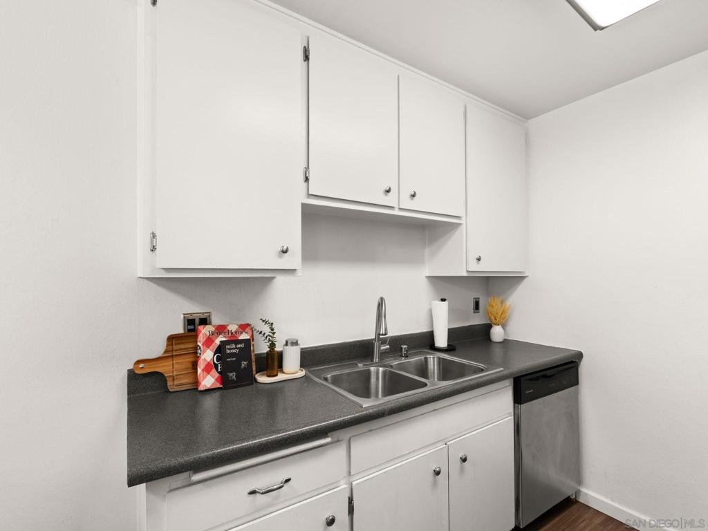 8132 Winter Gardens Blvd 5 Property Photo 16