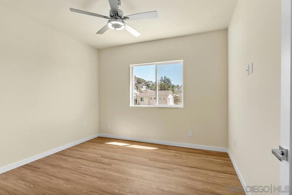 1302 La Presa Property Photo 37