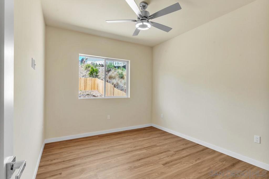 1302 La Presa Property Photo 42