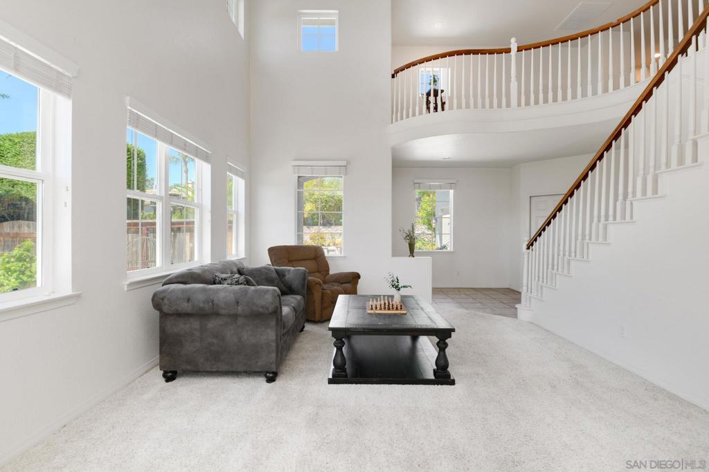 1595 Loma Alta Property Photo 4