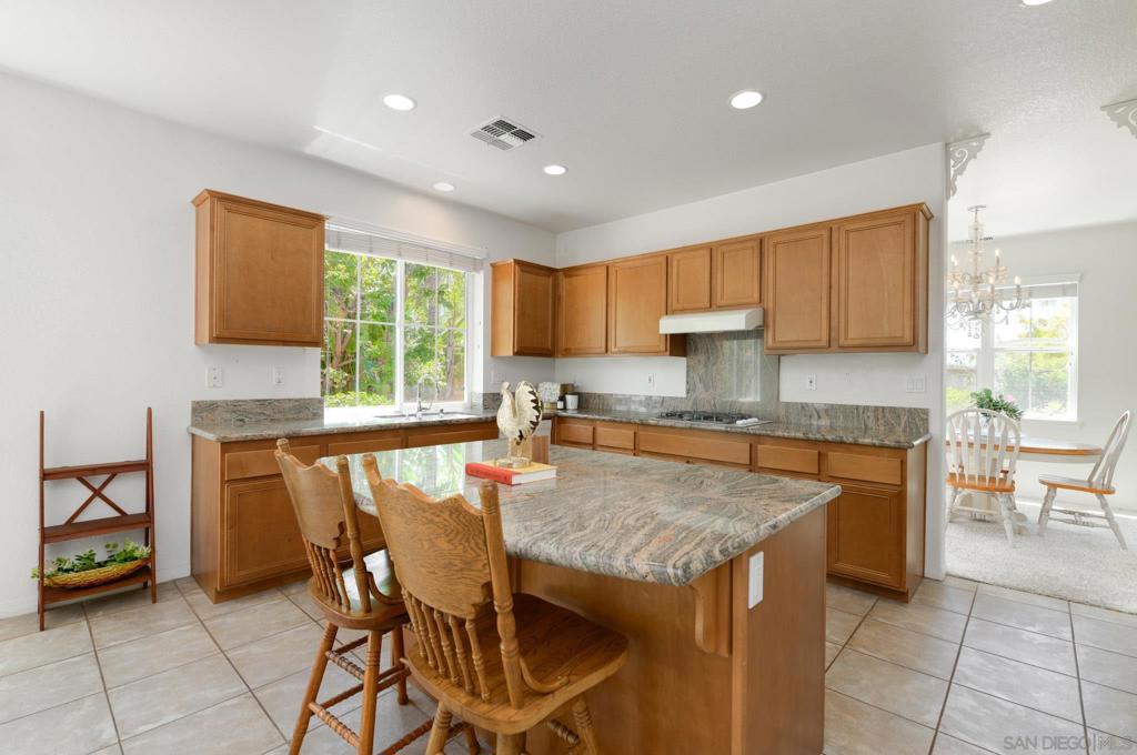 1595 Loma Alta Property Photo 13