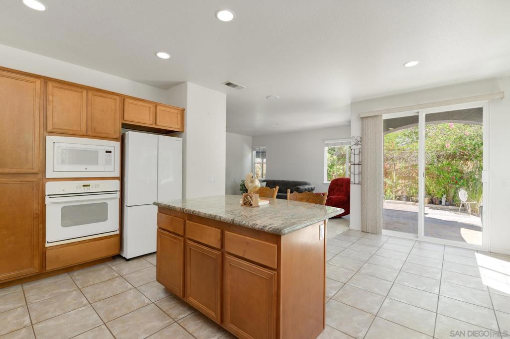 1595 Loma Alta Property Photo 15