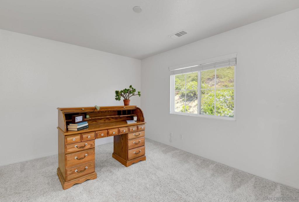 1595 Loma Alta Property Photo 20