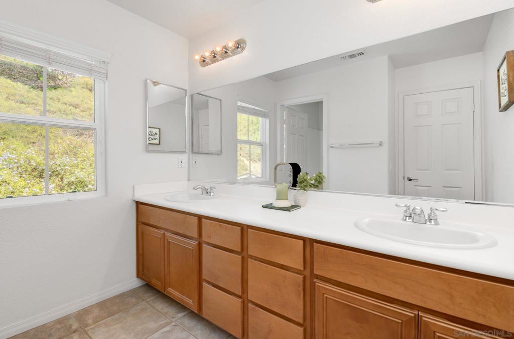 1595 Loma Alta Property Photo 25
