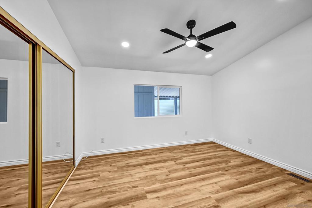 11949 Riverside Drive 158 Property Photo 27
