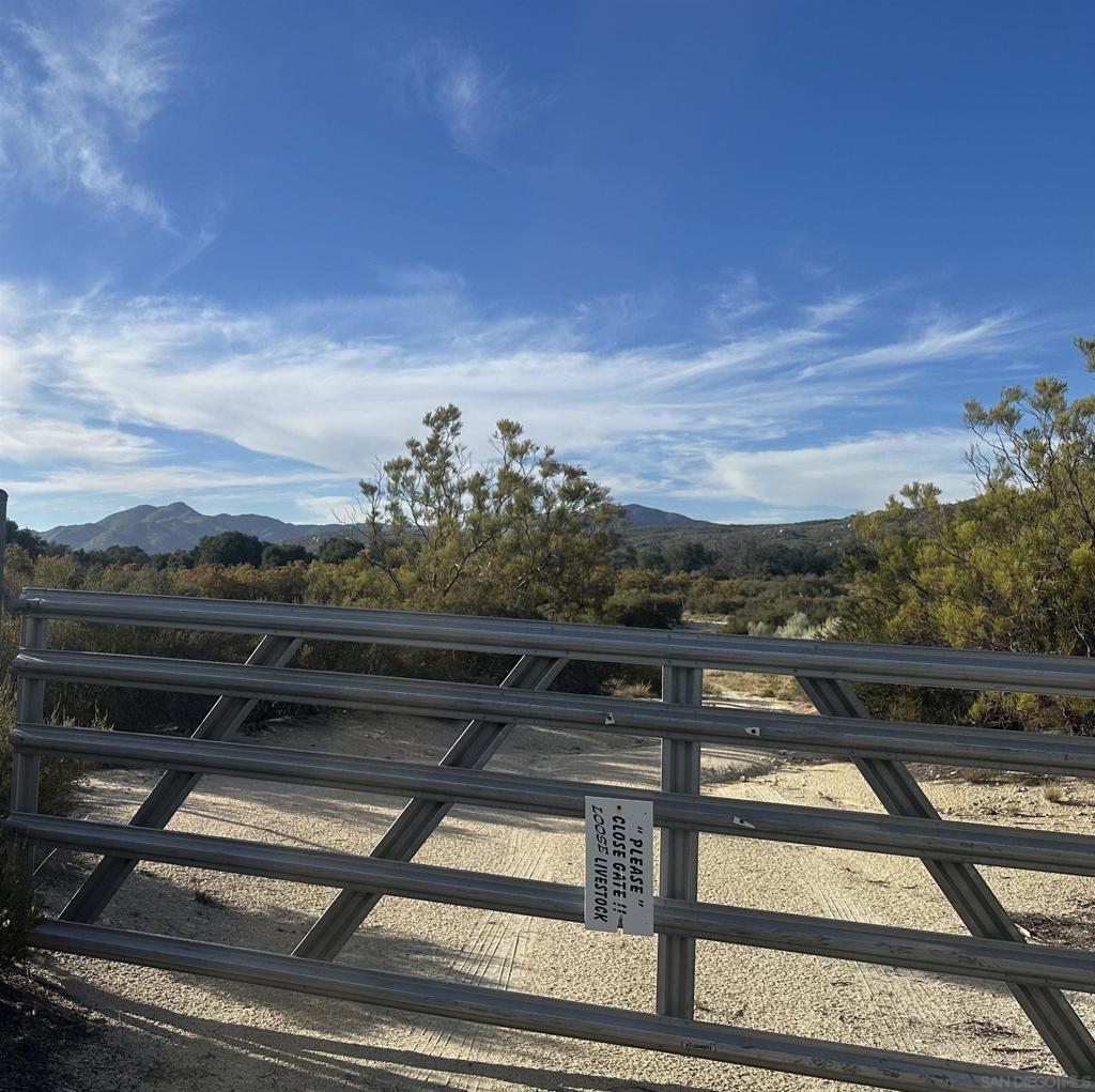 30006 Chihuahua Valley Property Photo 2