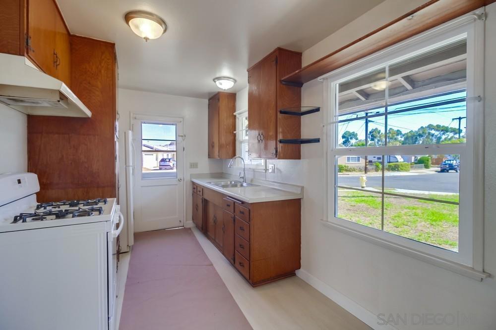 2862 Mimika Pl Property Photo 11