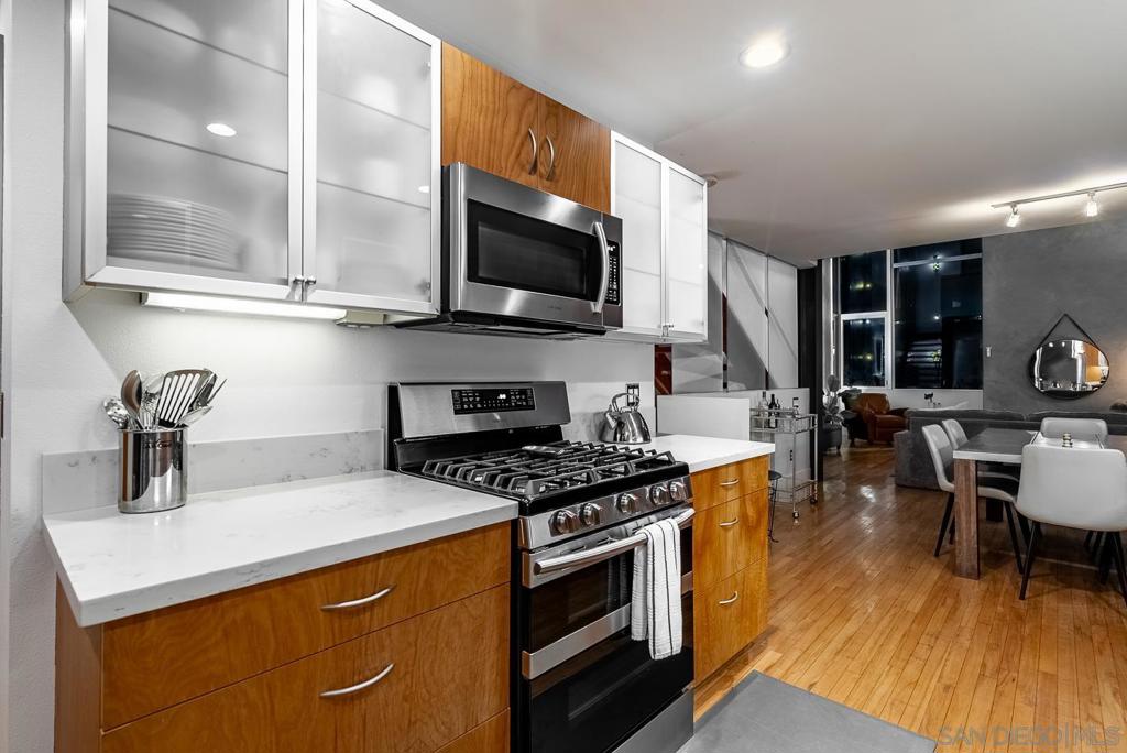 1064 F Property Photo 10