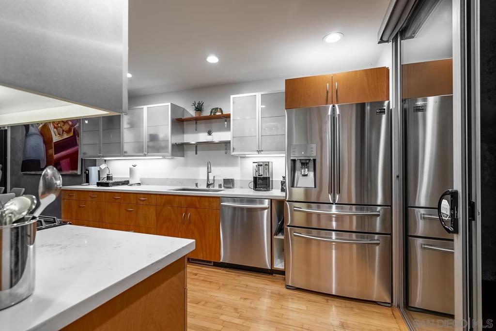1064 F Property Photo 11