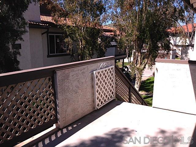 9821 Caspi Gardens 8 Property Photo 2
