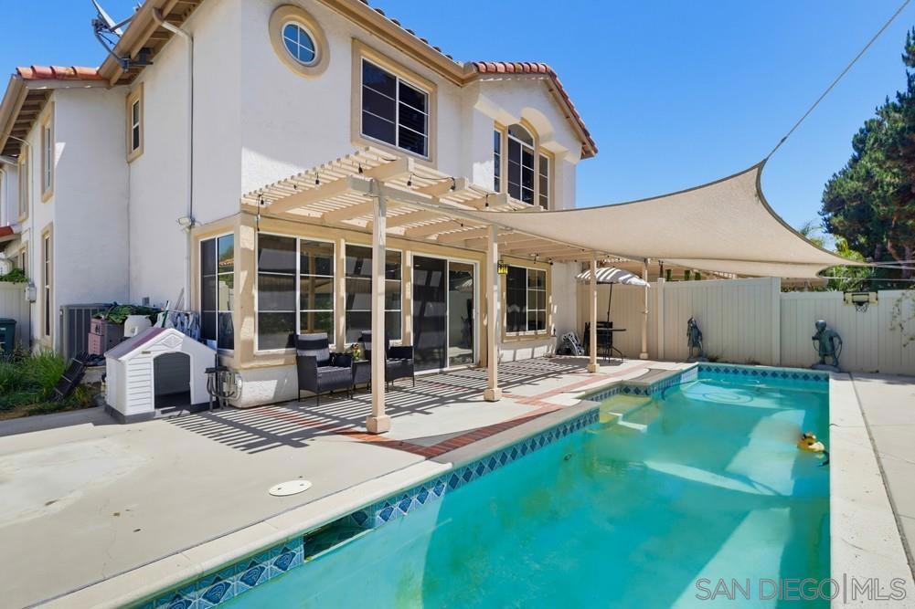 2505 Whispering Palms Loop Property Photo 40