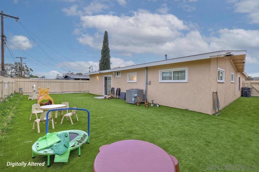 549 Marble St Property Photo 28