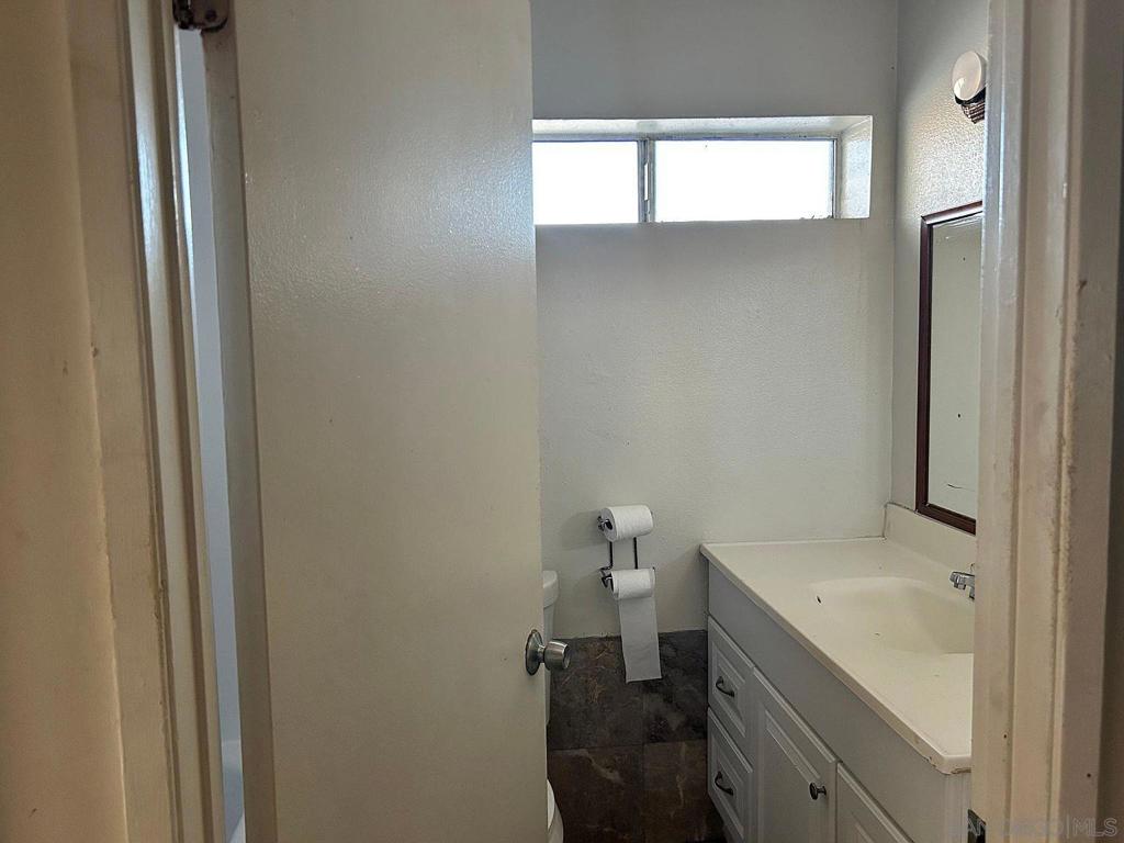 4310 54th St 306 Property Photo 4
